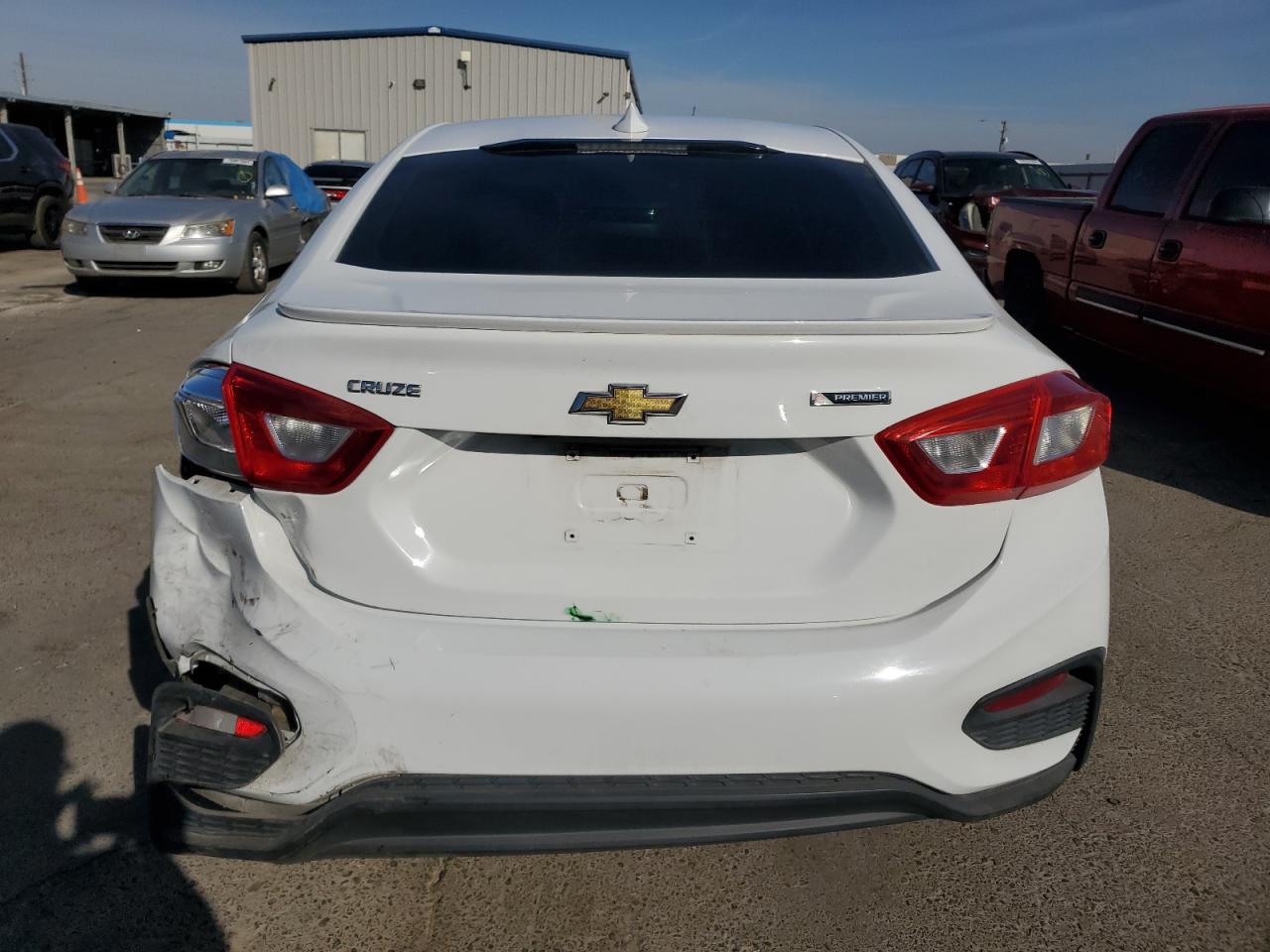 2017 Chevrolet Cruze - Image 6