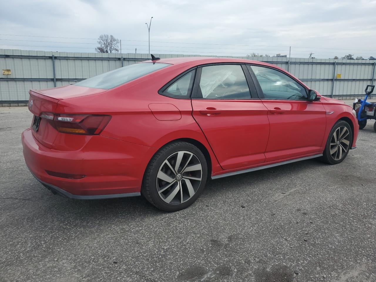 2019 Volkswagen Jetta - Image 3