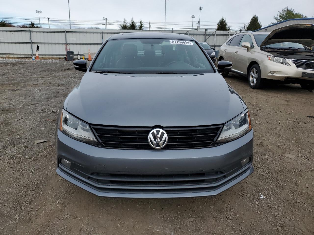 2018 Volkswagen Jetta - Image 5