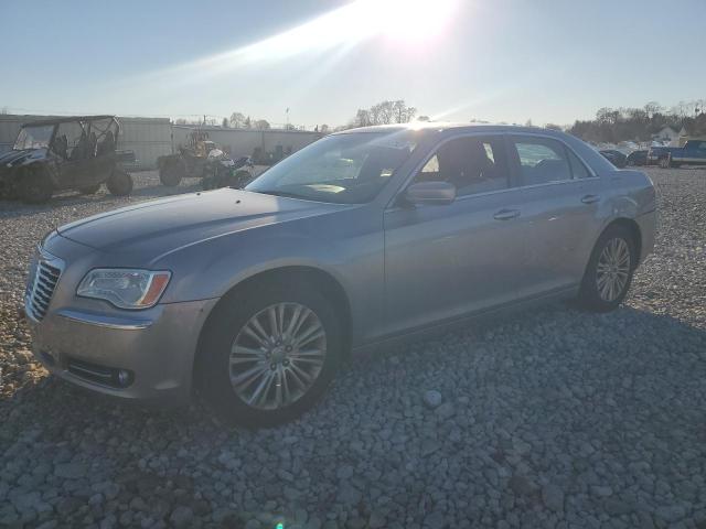 2014 Chrysler 300  продається в Barberton, OH - Front End