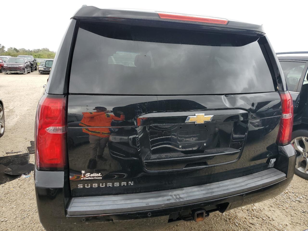 2019 Chevrolet Suburban K1500 Lt VIN: 1GNSKHKC4KR171493 Lot: 79537454