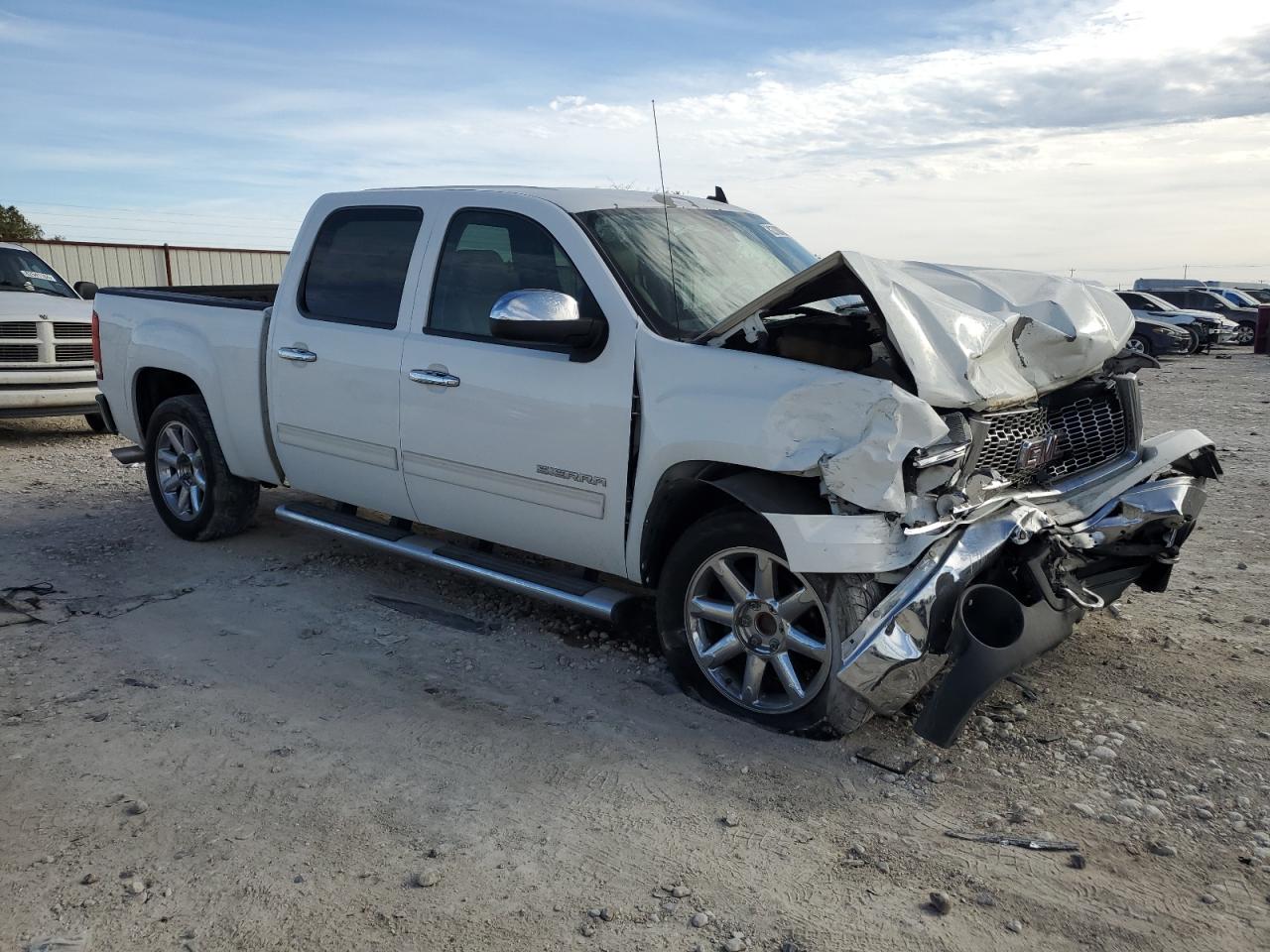 2012 GMC Sierra - Image 4