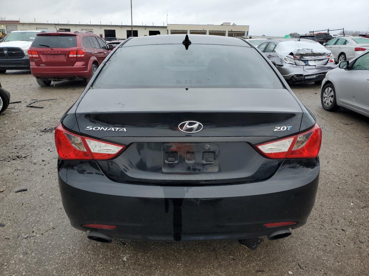 2011 Hyundai Sonata - Image 6