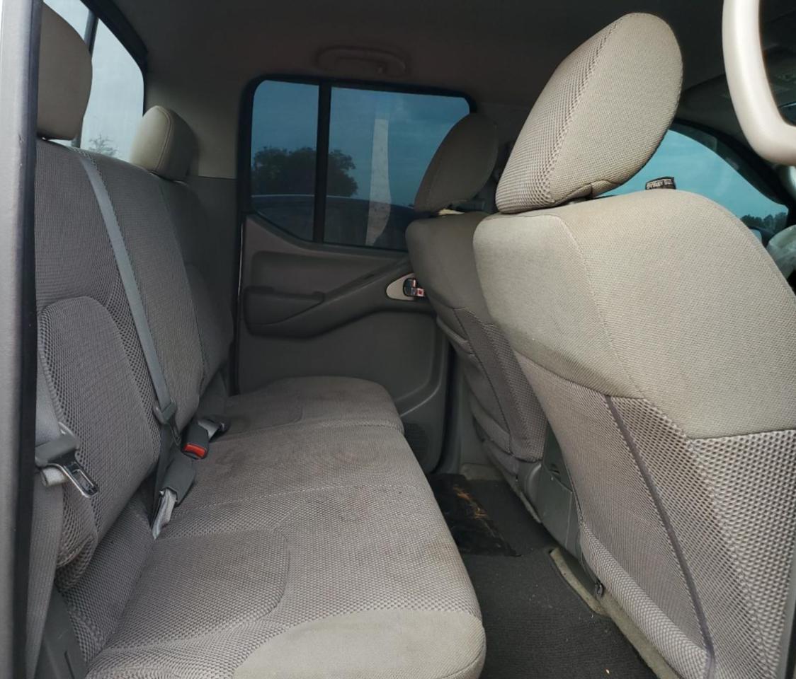 2015 Nissan Navara (Frontier) - Image 10