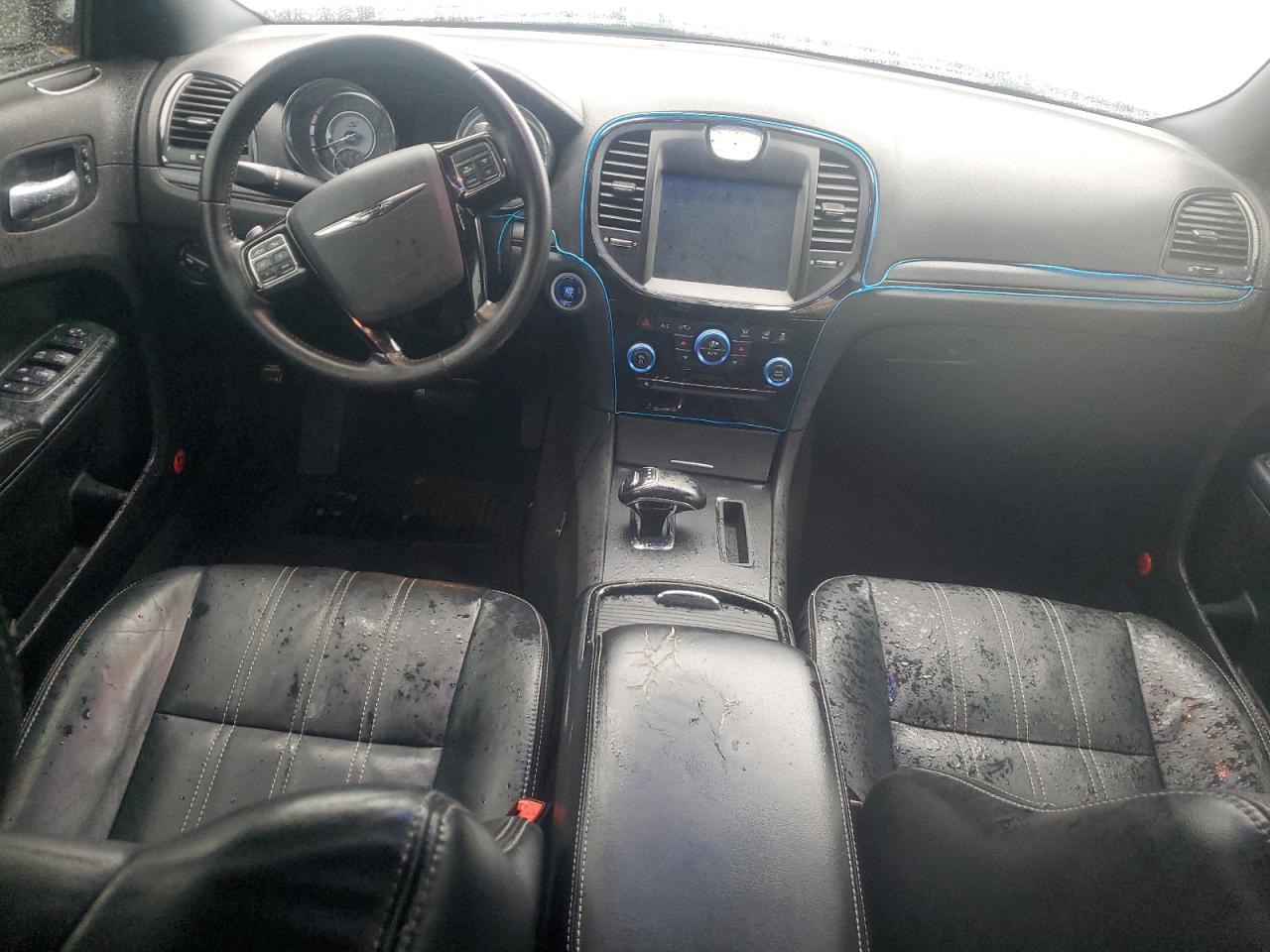 2012 Chrysler 300 - Image 8