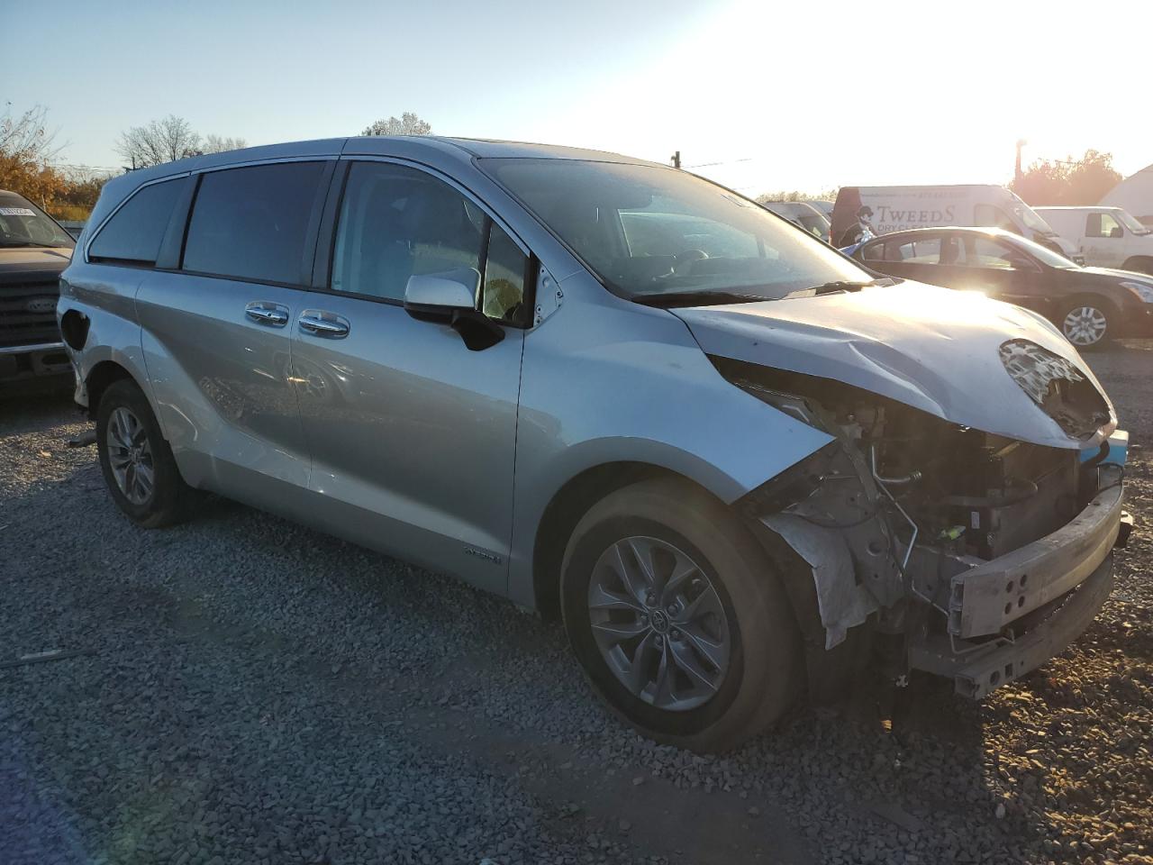 2021 Toyota Sienna - Image 4