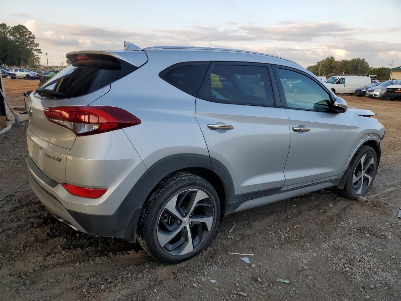 2018 Hyundai Tucson - Image 3