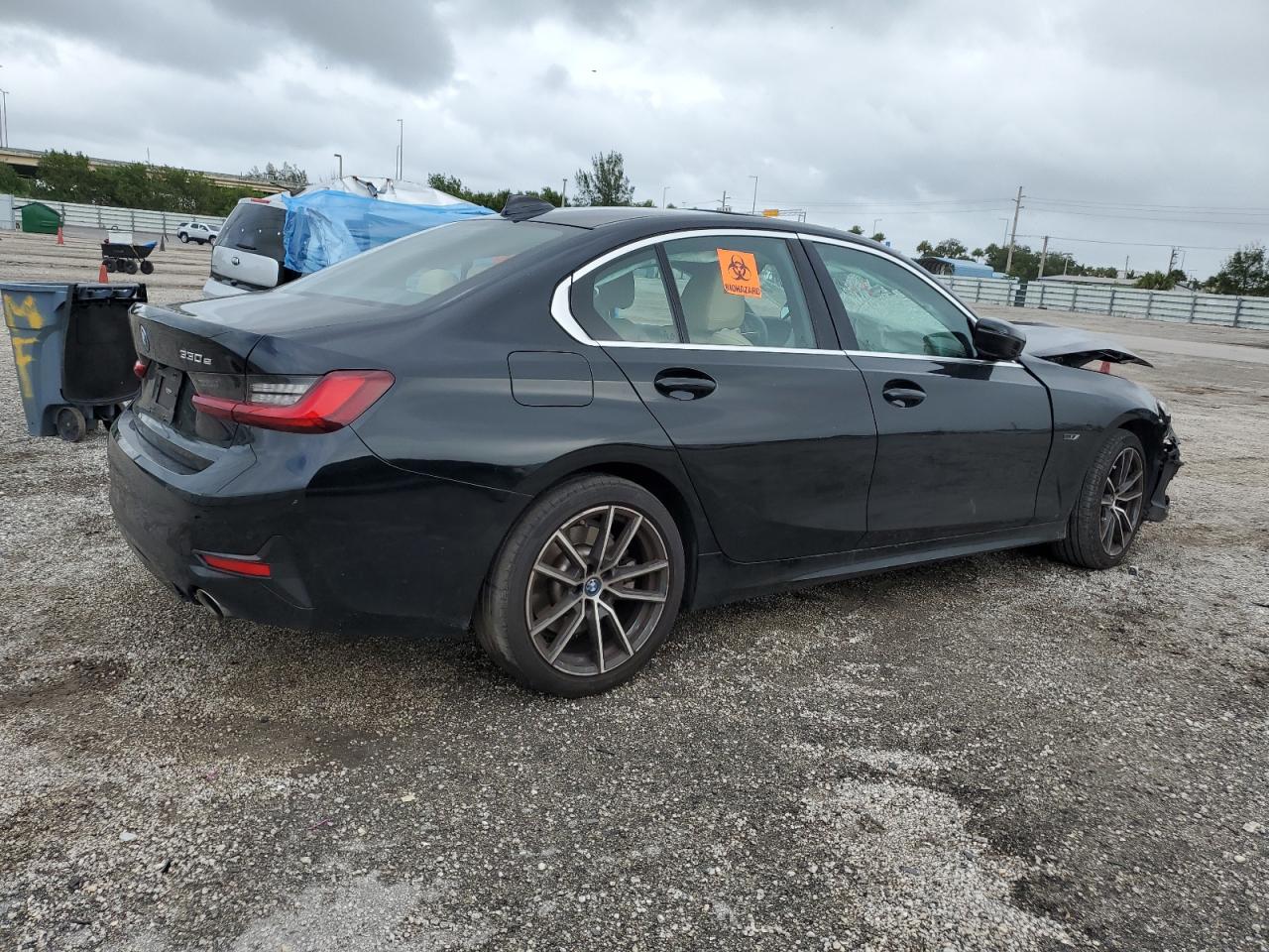 VIN 3MW5P7J06N8C34517 2022 BMW 3 SERIES no.3