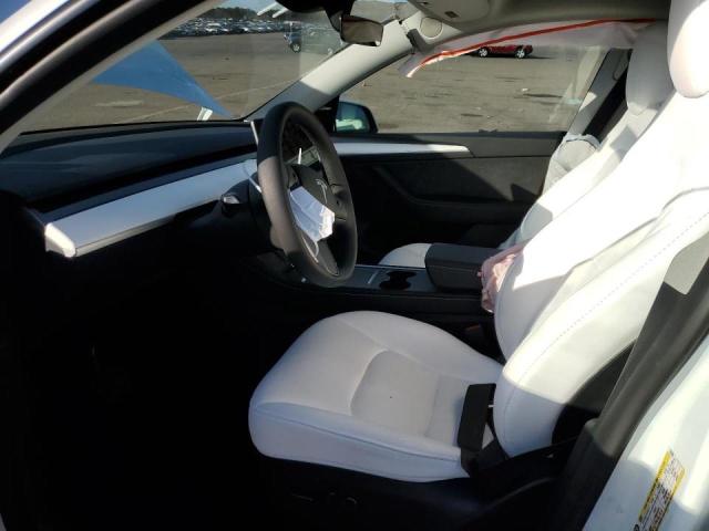  TESLA MODEL Y 2024 Белы