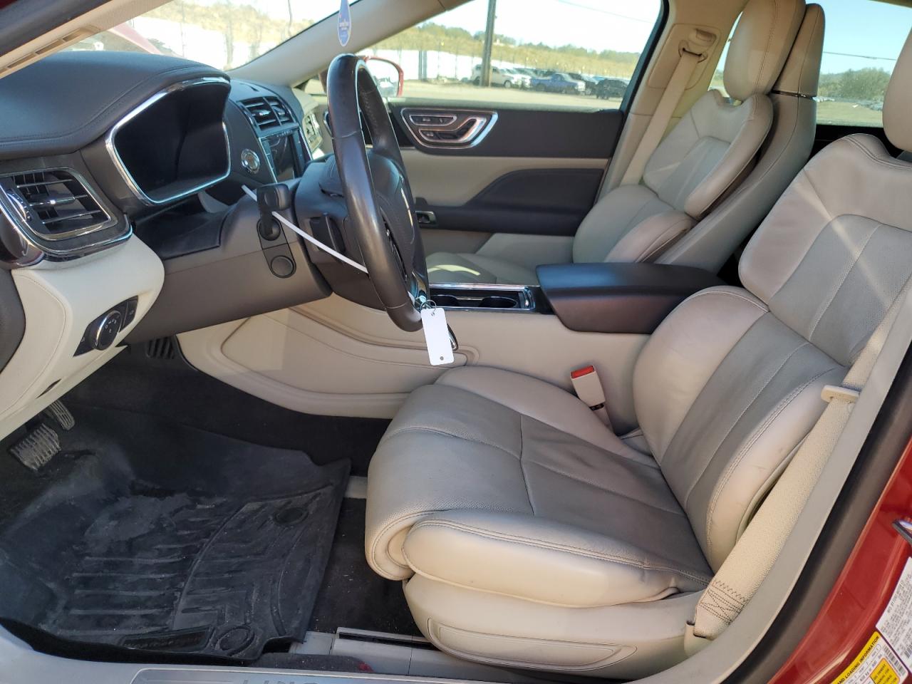 2017 Lincoln Continental - Image 7