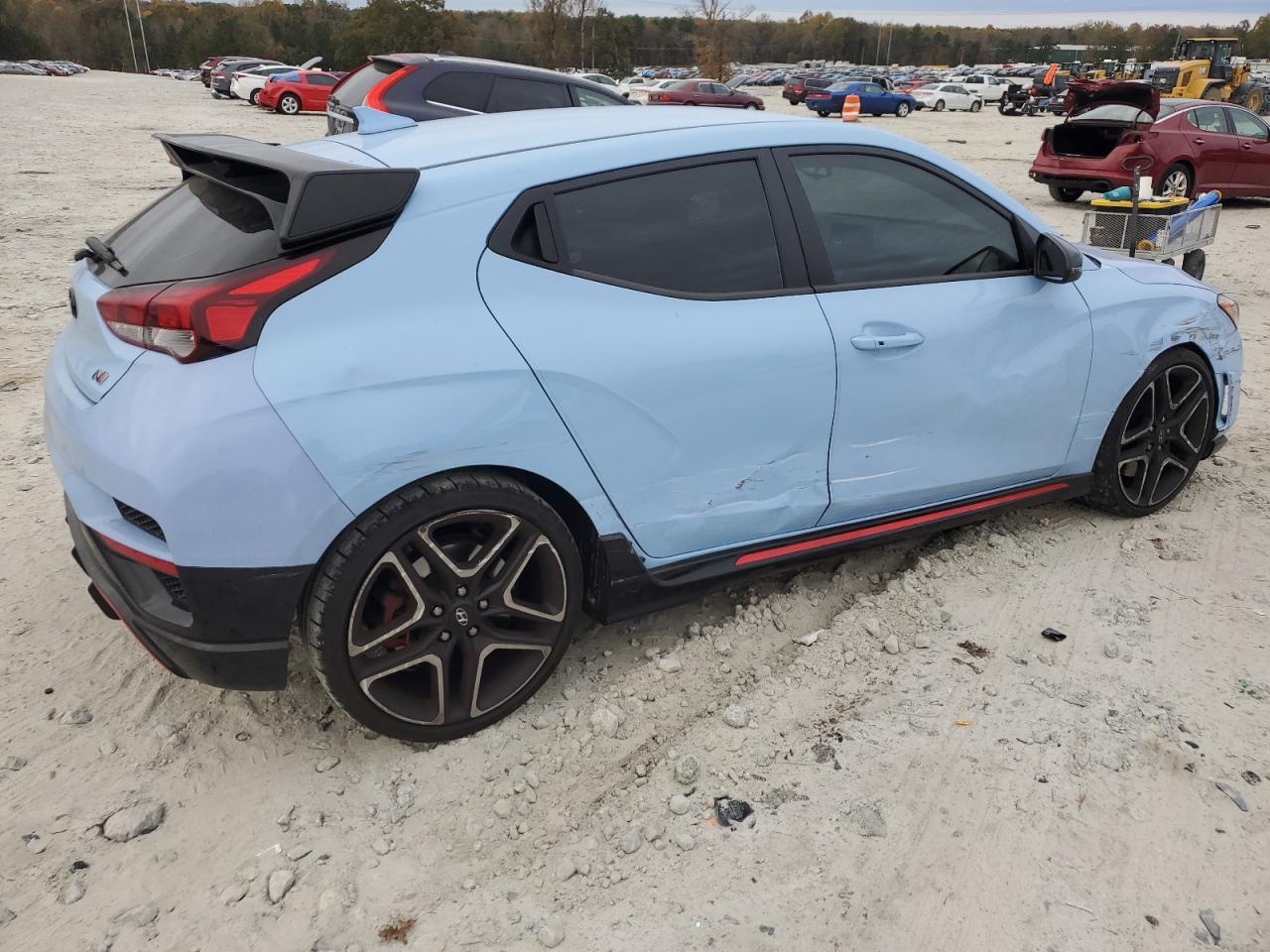 2021 Hyundai Veloster - Image 3