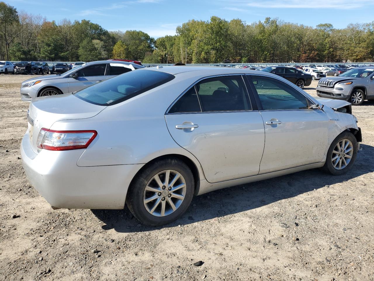 2010 Toyota Camry - Image 3