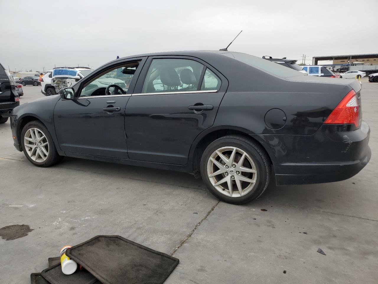 2012 Ford Fusion - Image 2