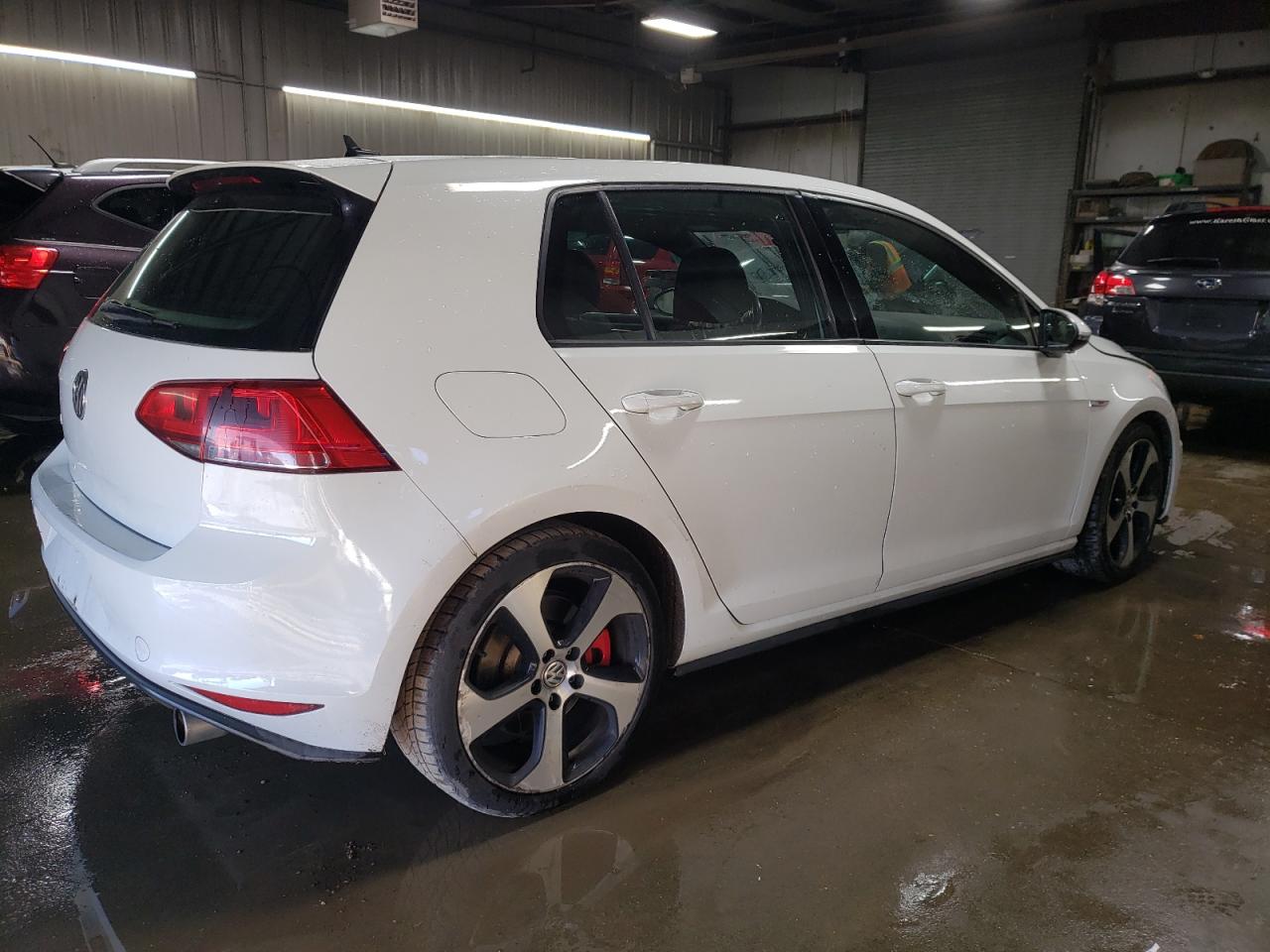 2017 Volkswagen GTI - Image 3