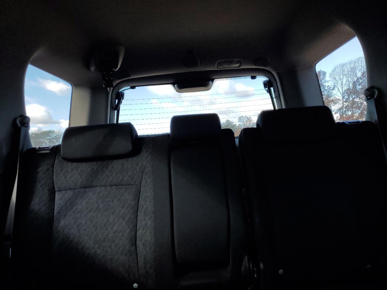 2006 Honda CR-V - Image 10