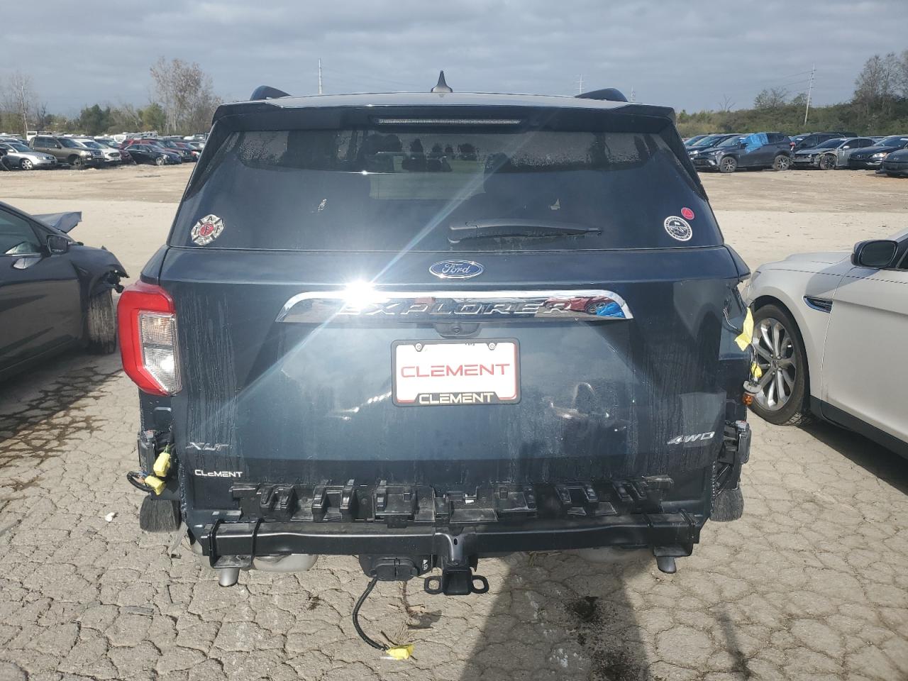 2023 Ford Explorer - Image 6