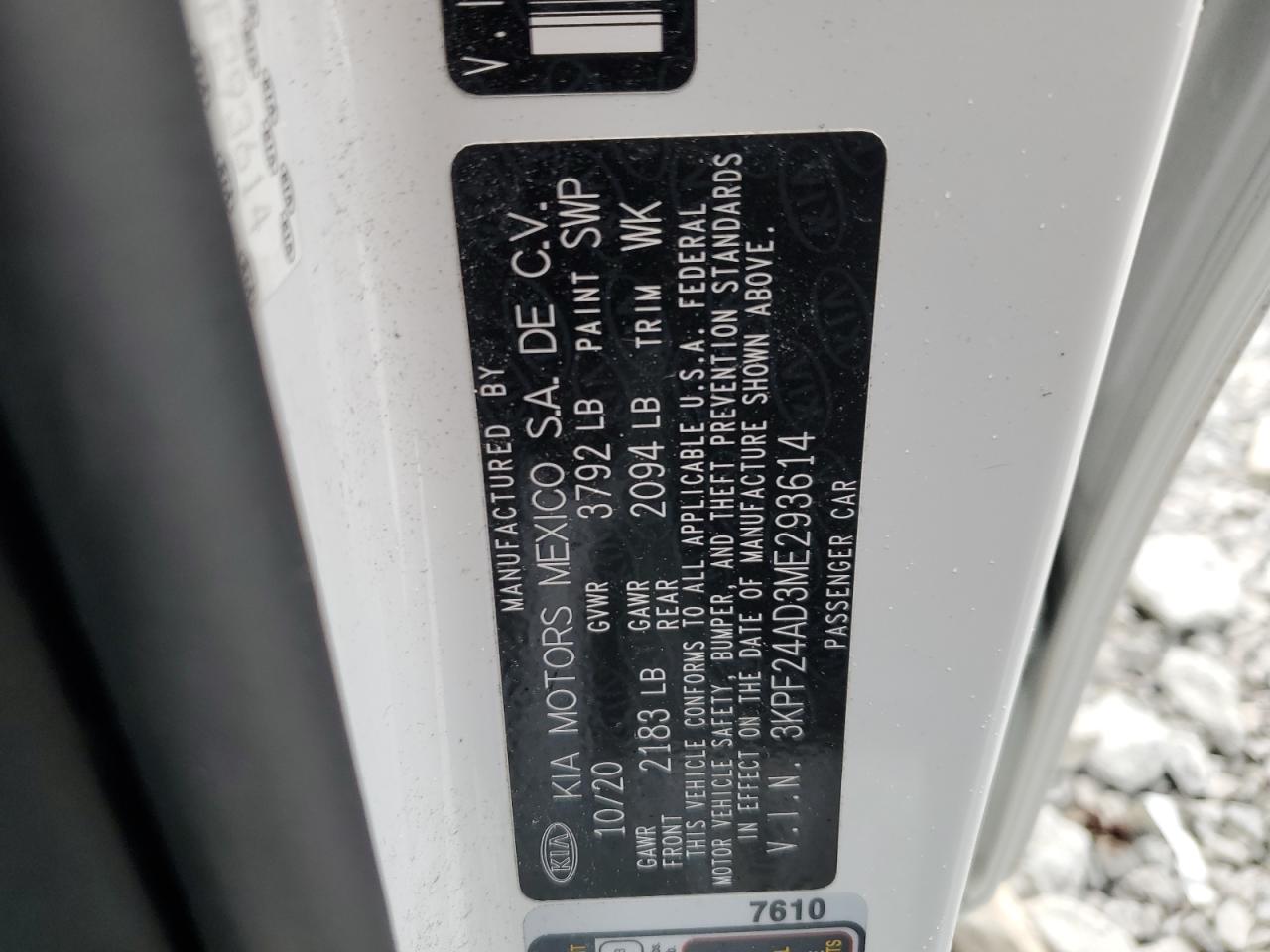 2021 Kia Forte - Image 12