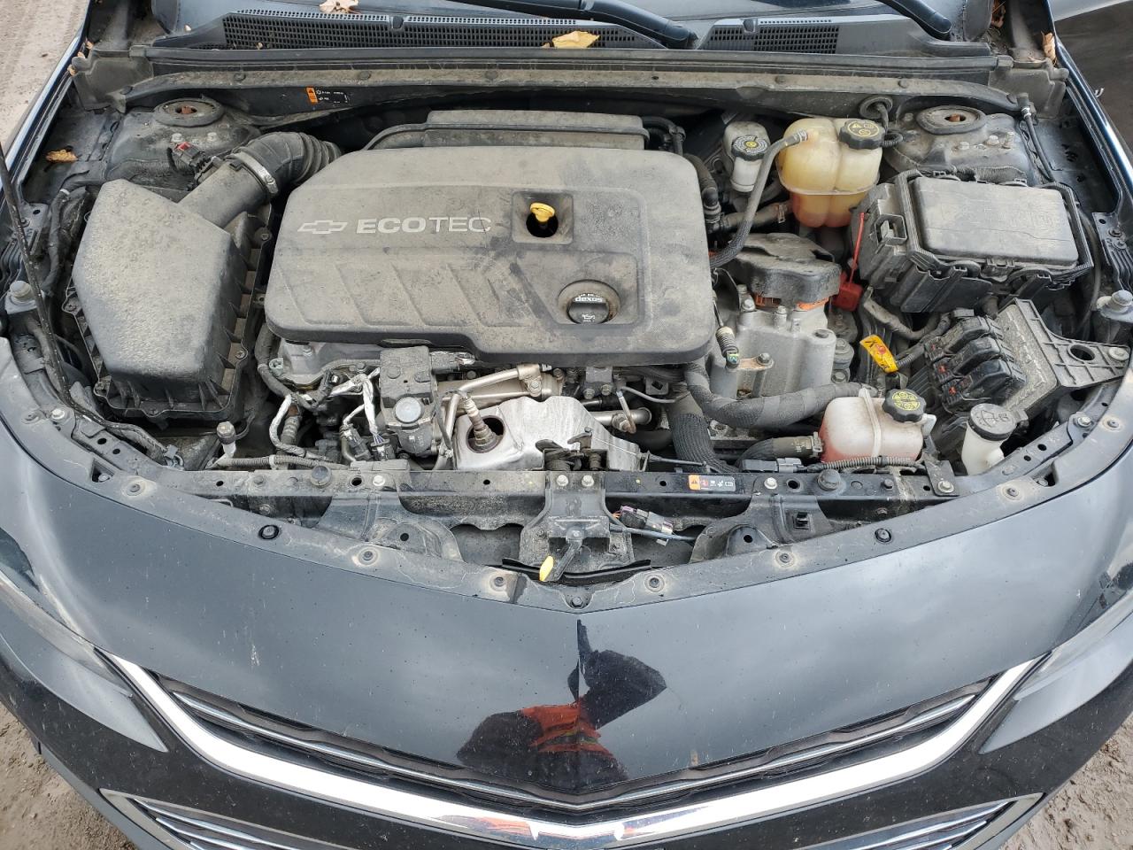 2016 Chevrolet Malibu - Image 11