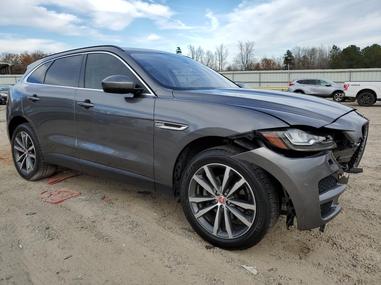 2018 Jaguar F-Pace - Image 4