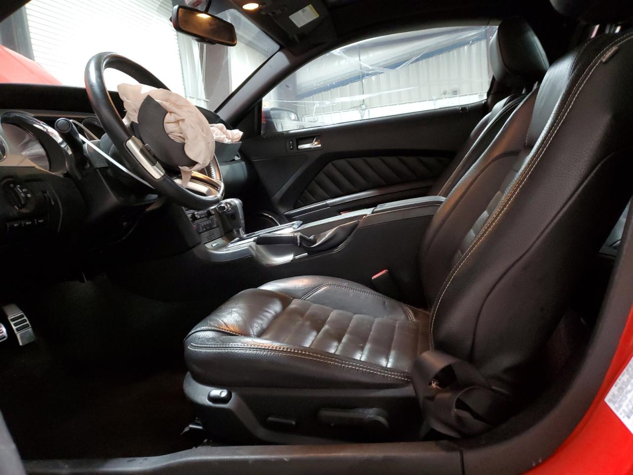 2011 Ford Mustang - Image 7