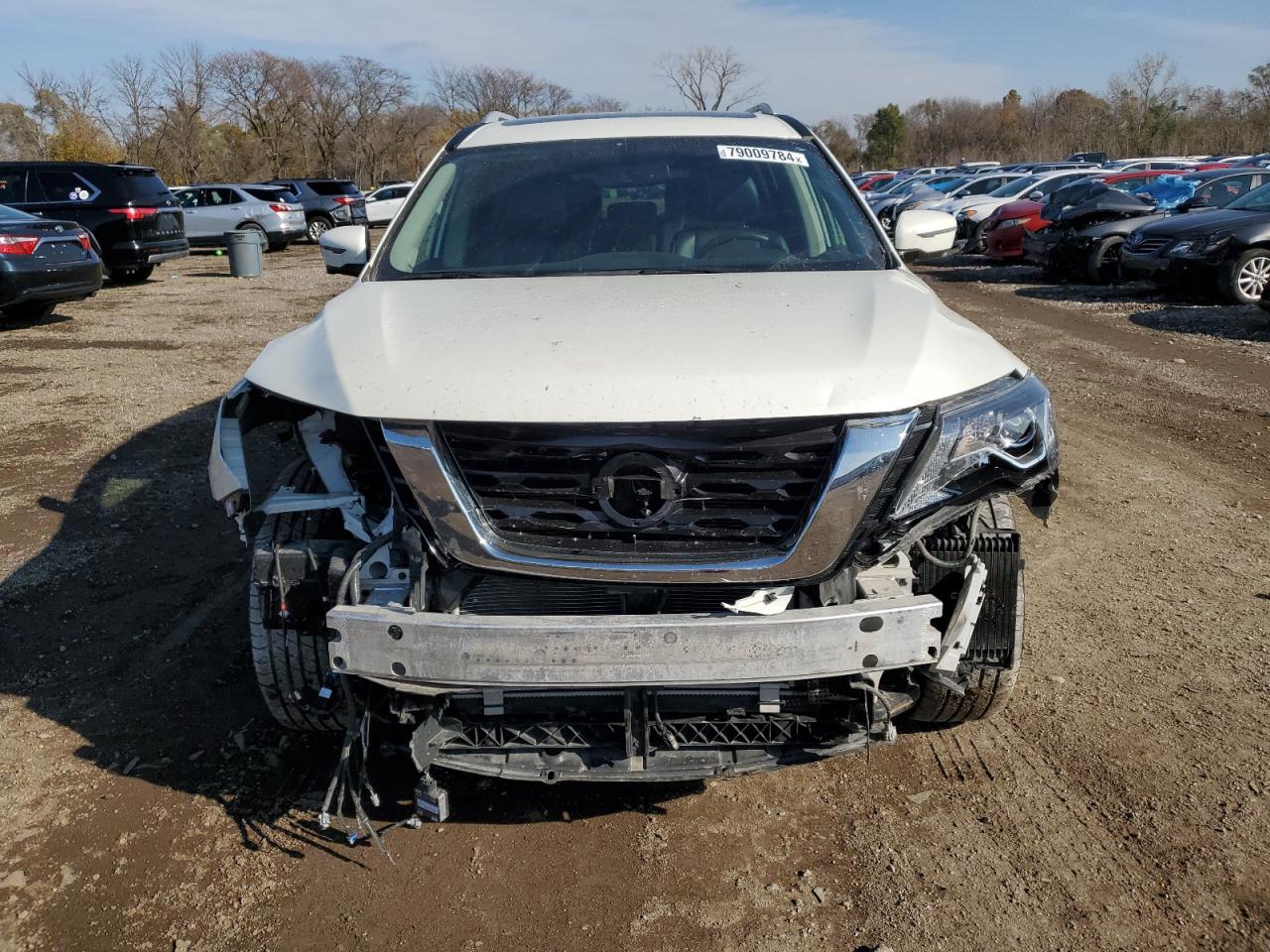 VIN 5N1DR2MM5KC608853 2019 NISSAN PATHFINDER no.5