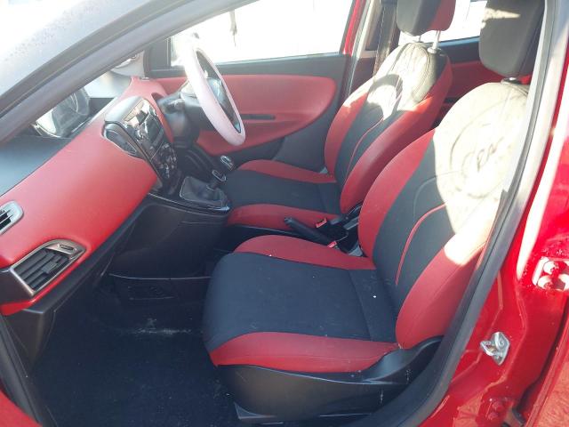 2013 CHRYSLER YPSILON BL