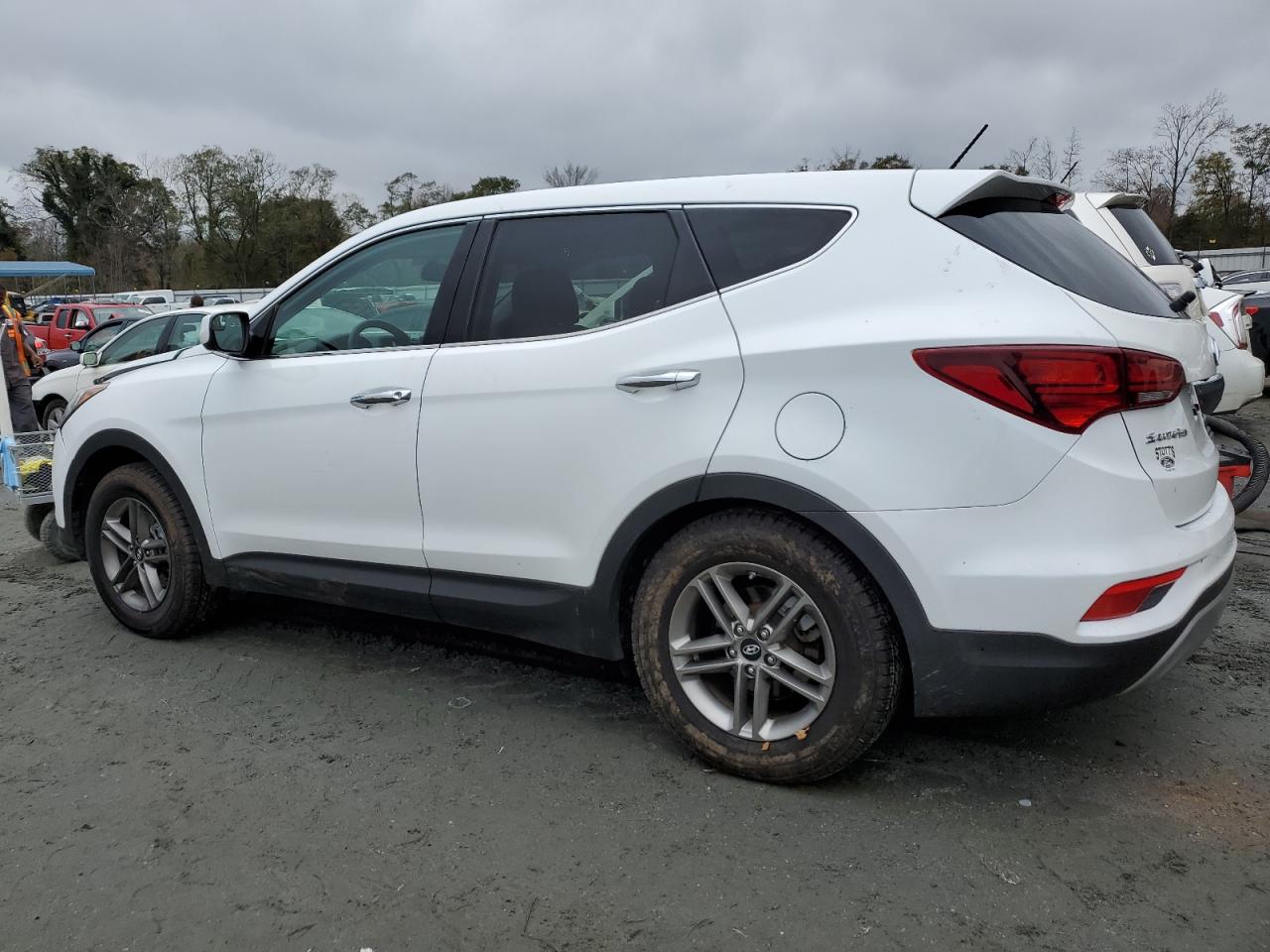 2018 Hyundai Santa Fe - Image 2