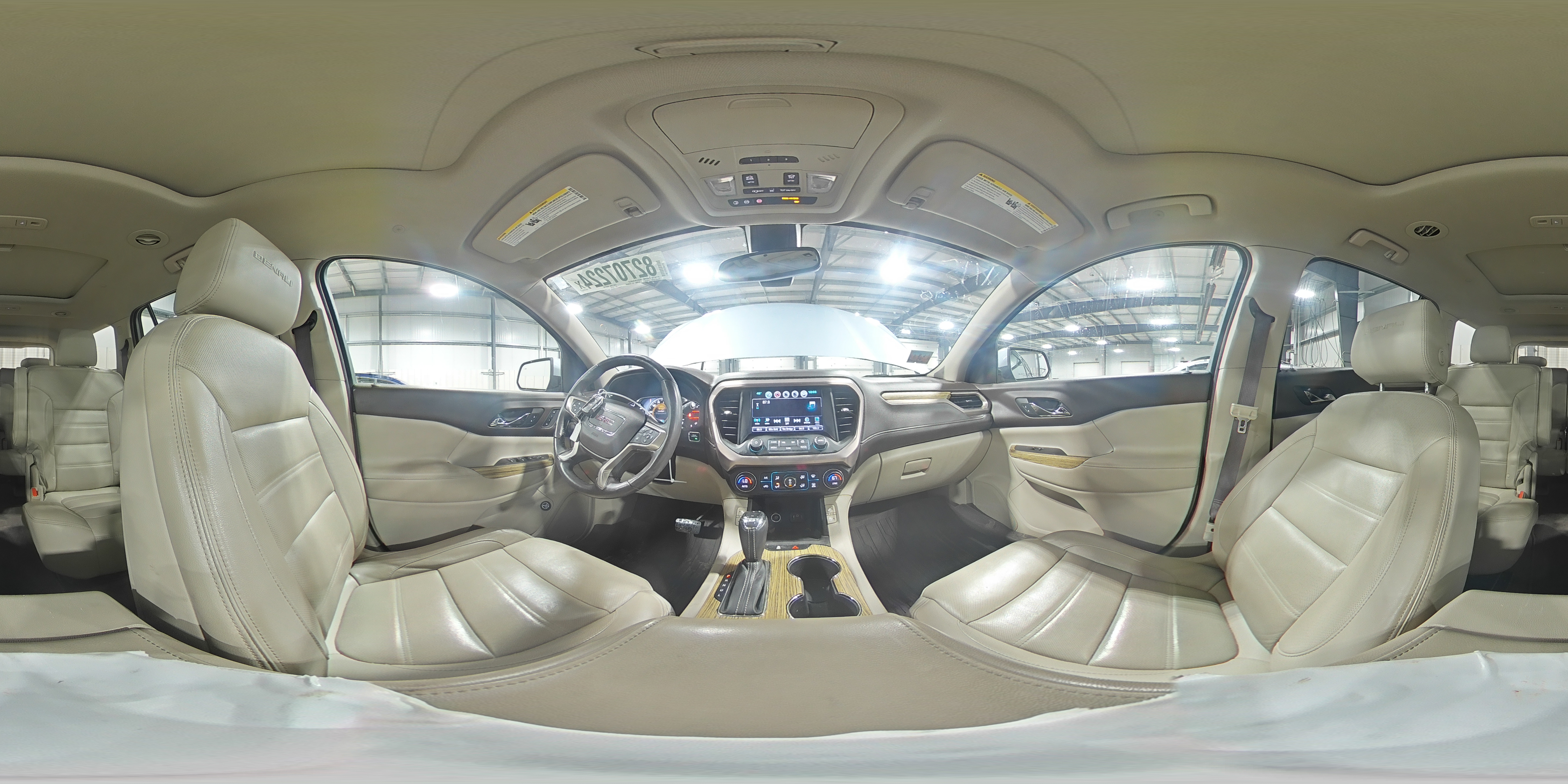 2017 GMC Acadia - Image 16