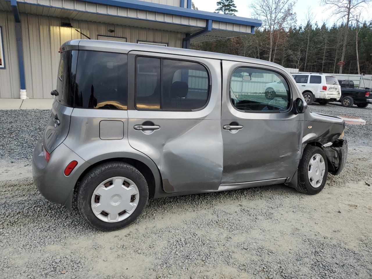 2010 Nissan Cube - Image 3