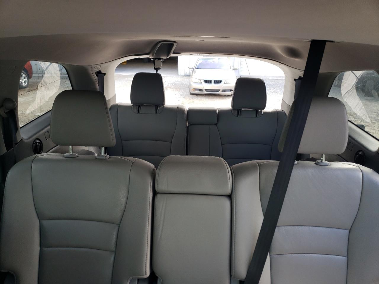2016 Honda Pilot - Image 10