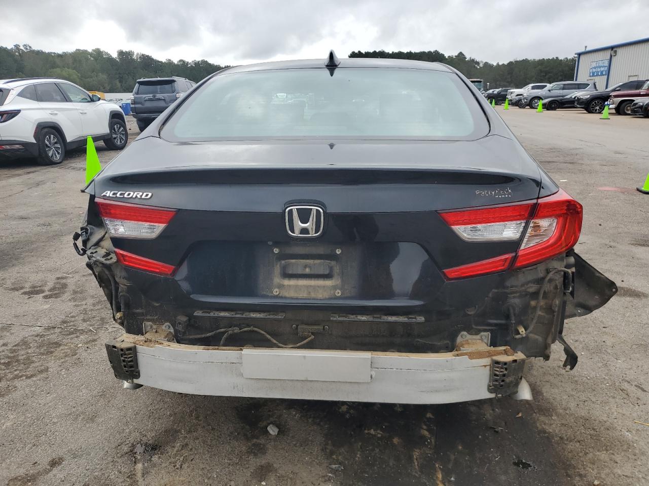 2018 Honda Accord Ex VIN: 1HGCV1F41JA027557 Lot: 79394614