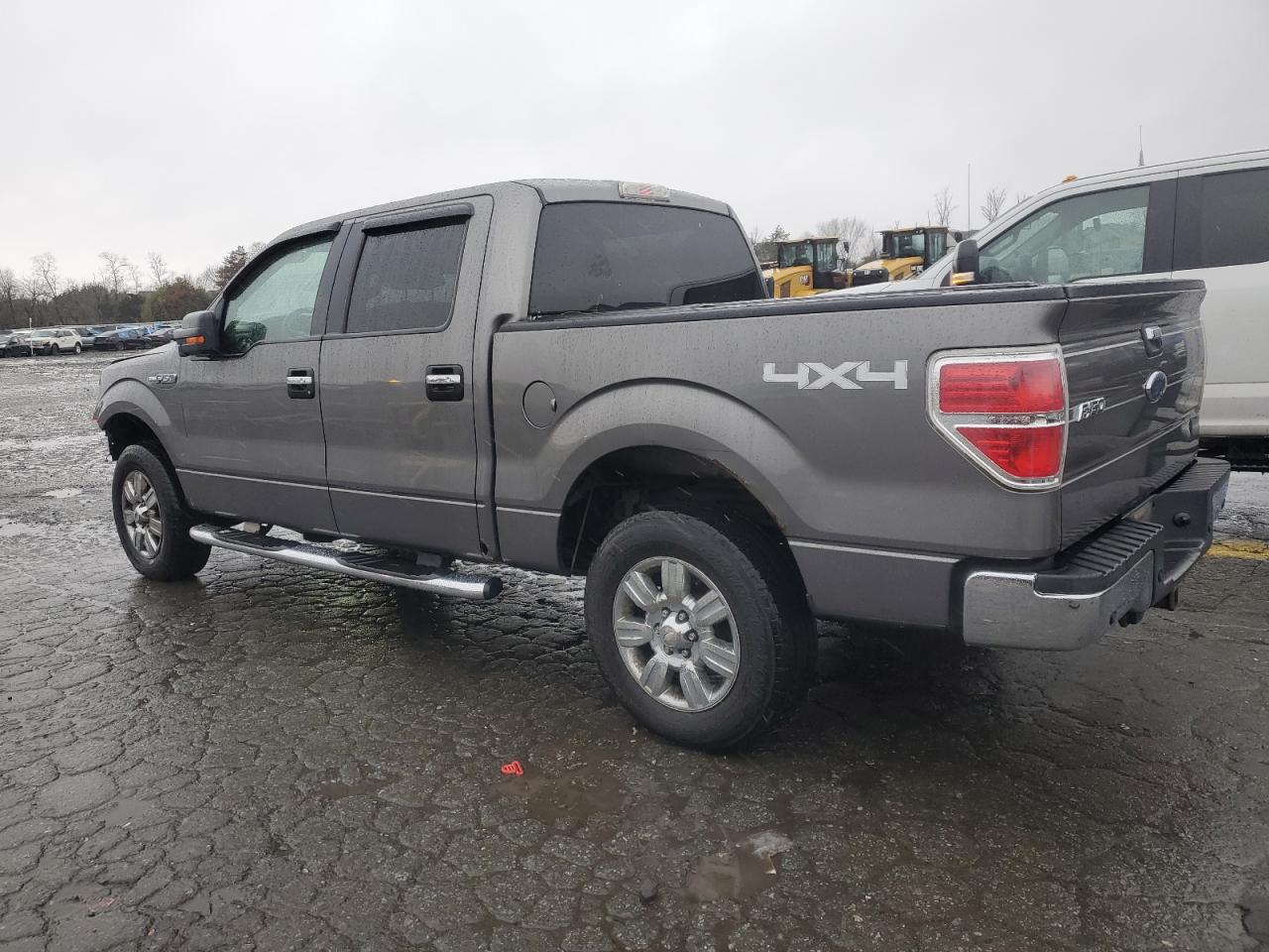 2010 Ford F-150 - Image 2