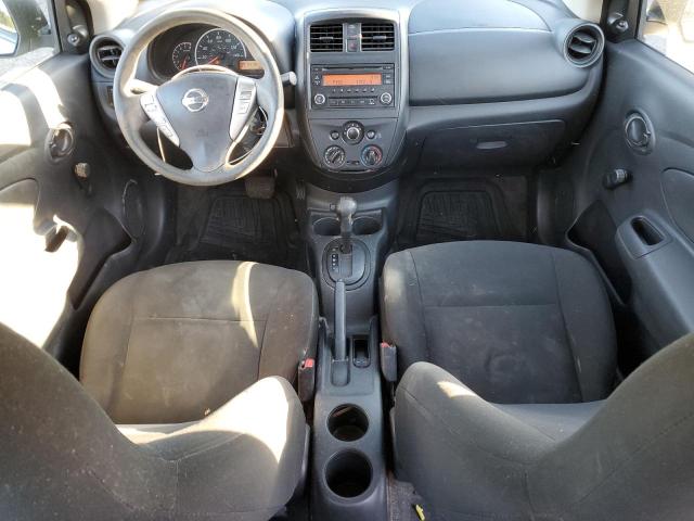  NISSAN VERSA 2015 Серебристый