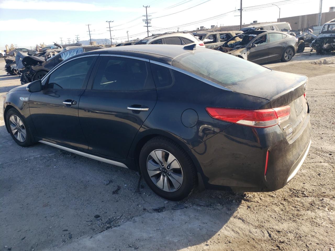 VIN KNAGT4LEXJ5023923 2018 KIA OPTIMA no.2