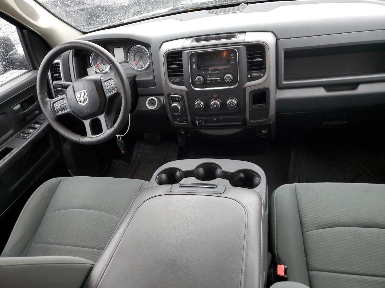 2016 RAM 1500 - Image 8