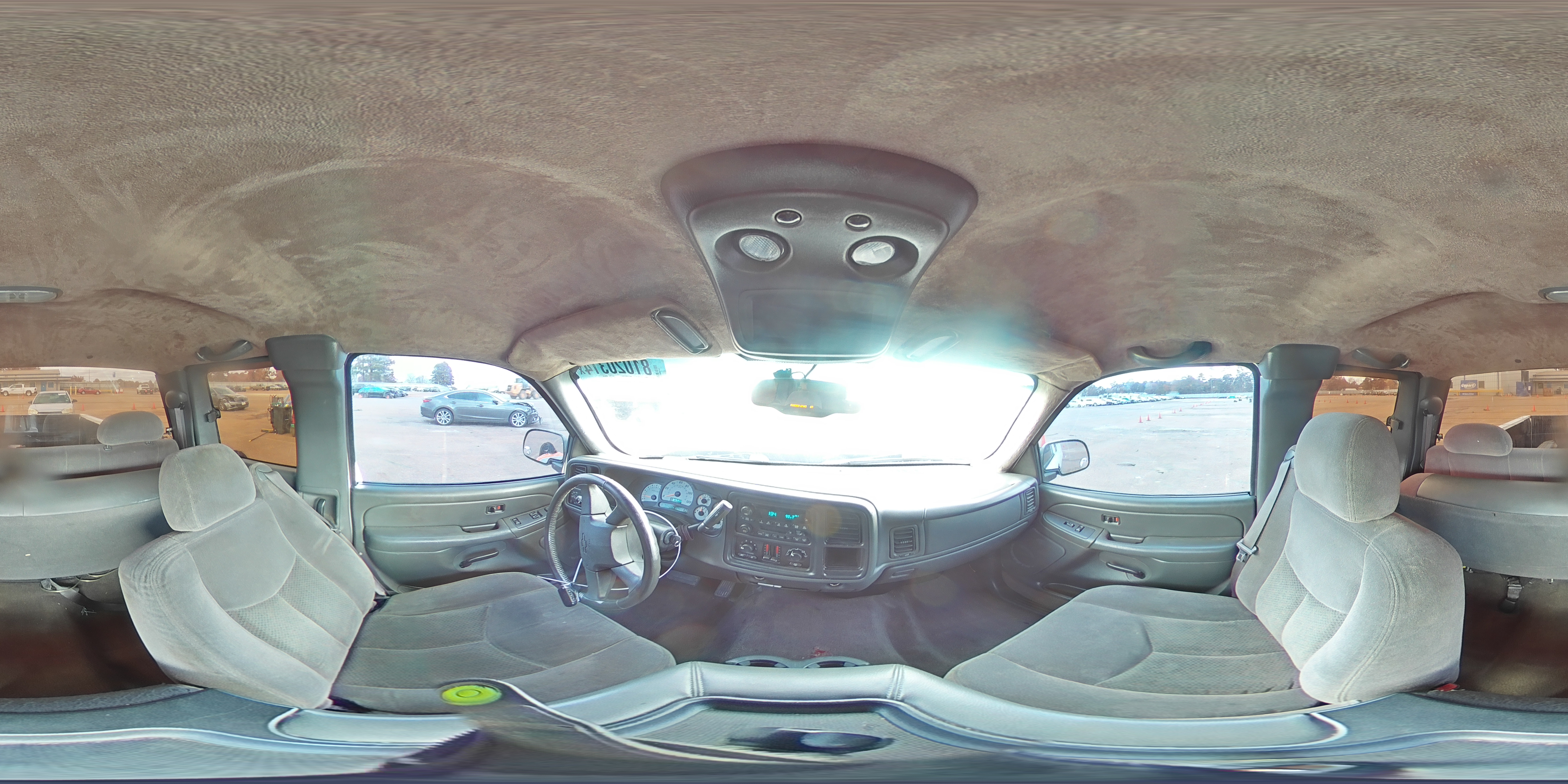 2005 Chevrolet Silverado - Image 12