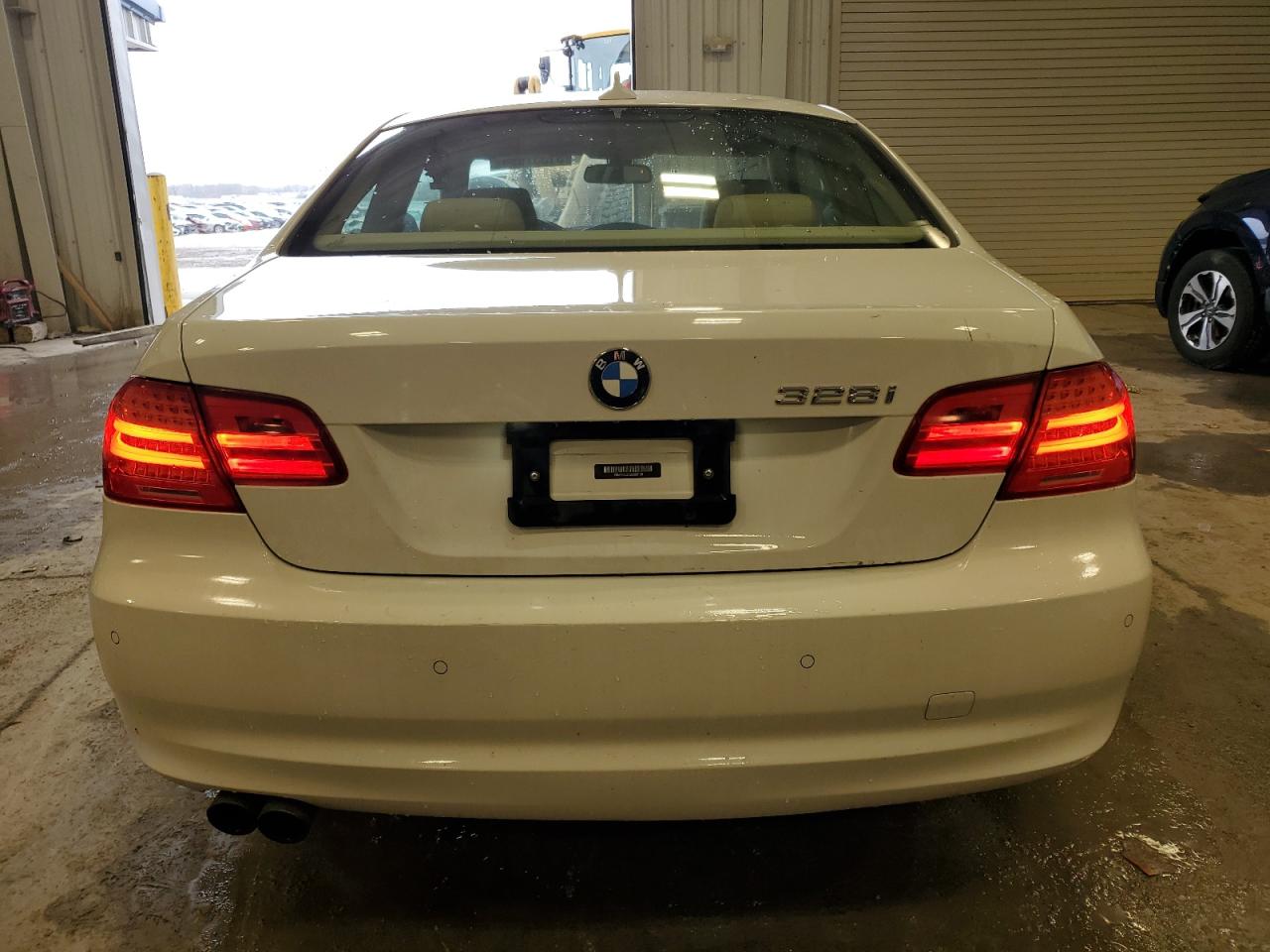 2013 BMW 328 Xi VIN: WBAKF3C55DJ386198 Lot: 81337694