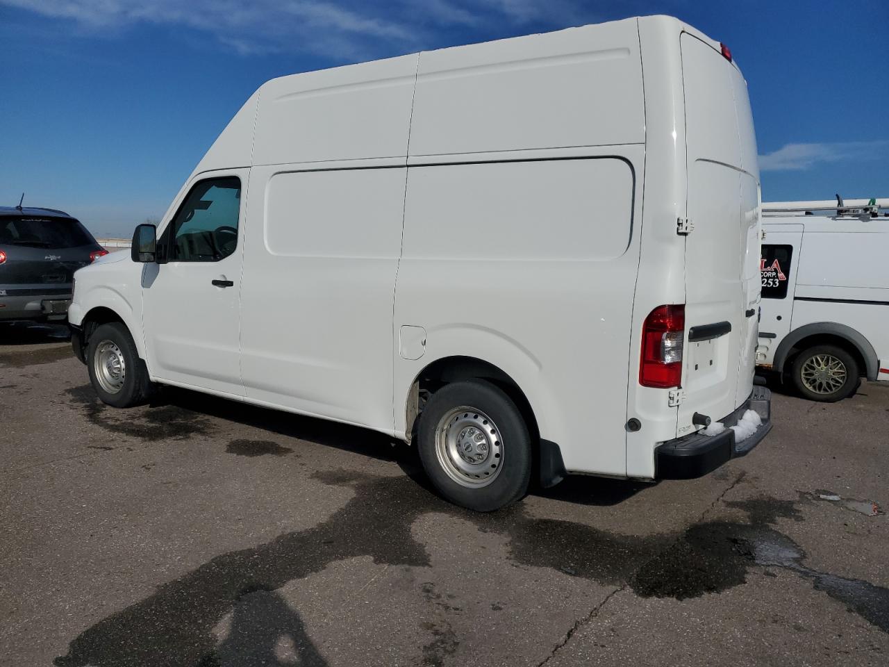 VIN 1N6BF0LY1JN817715 2018 NISSAN NV no.2