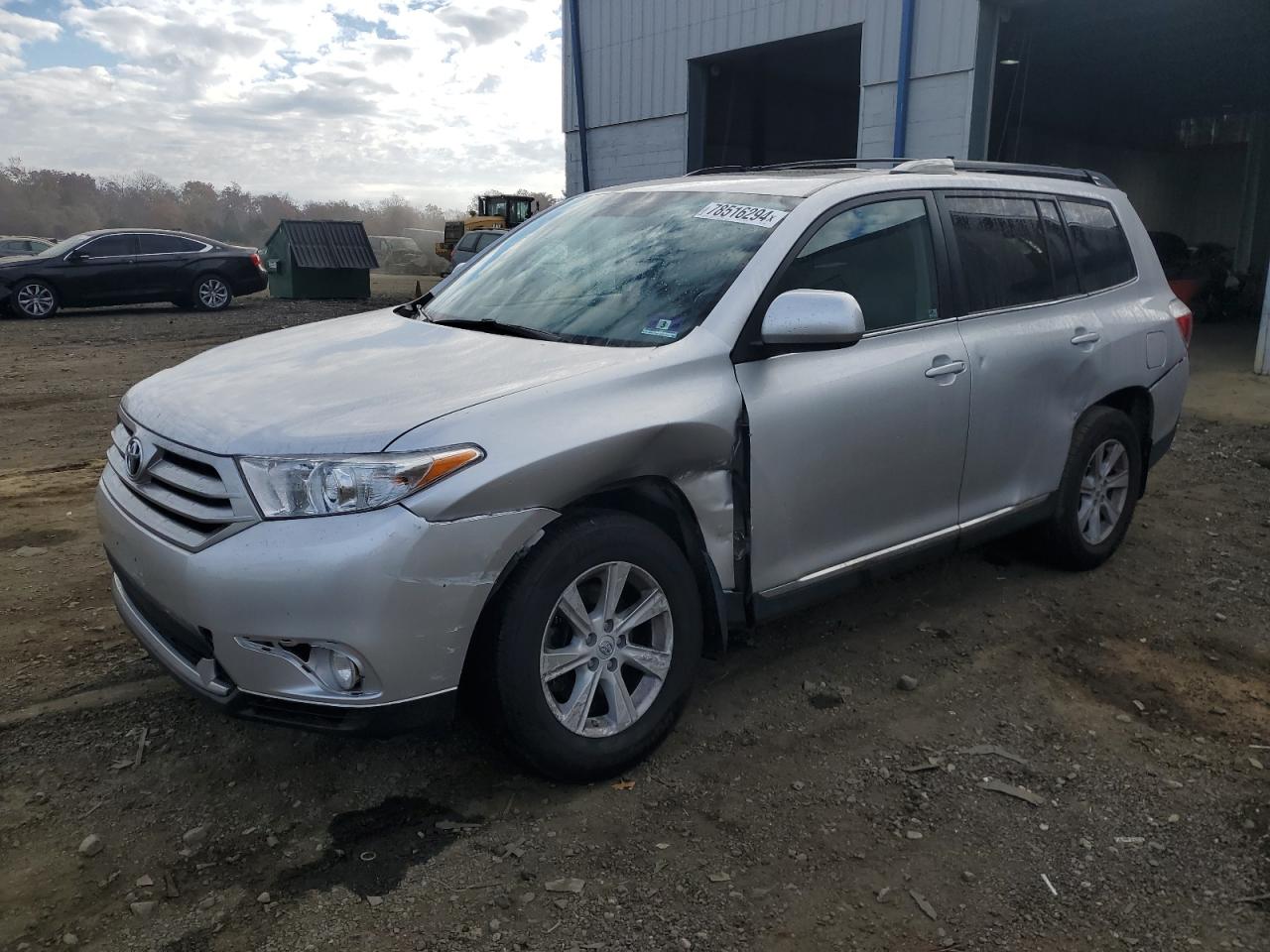 VIN 5TDBK3EH2DS218253 2013 TOYOTA HIGHLANDER no.1