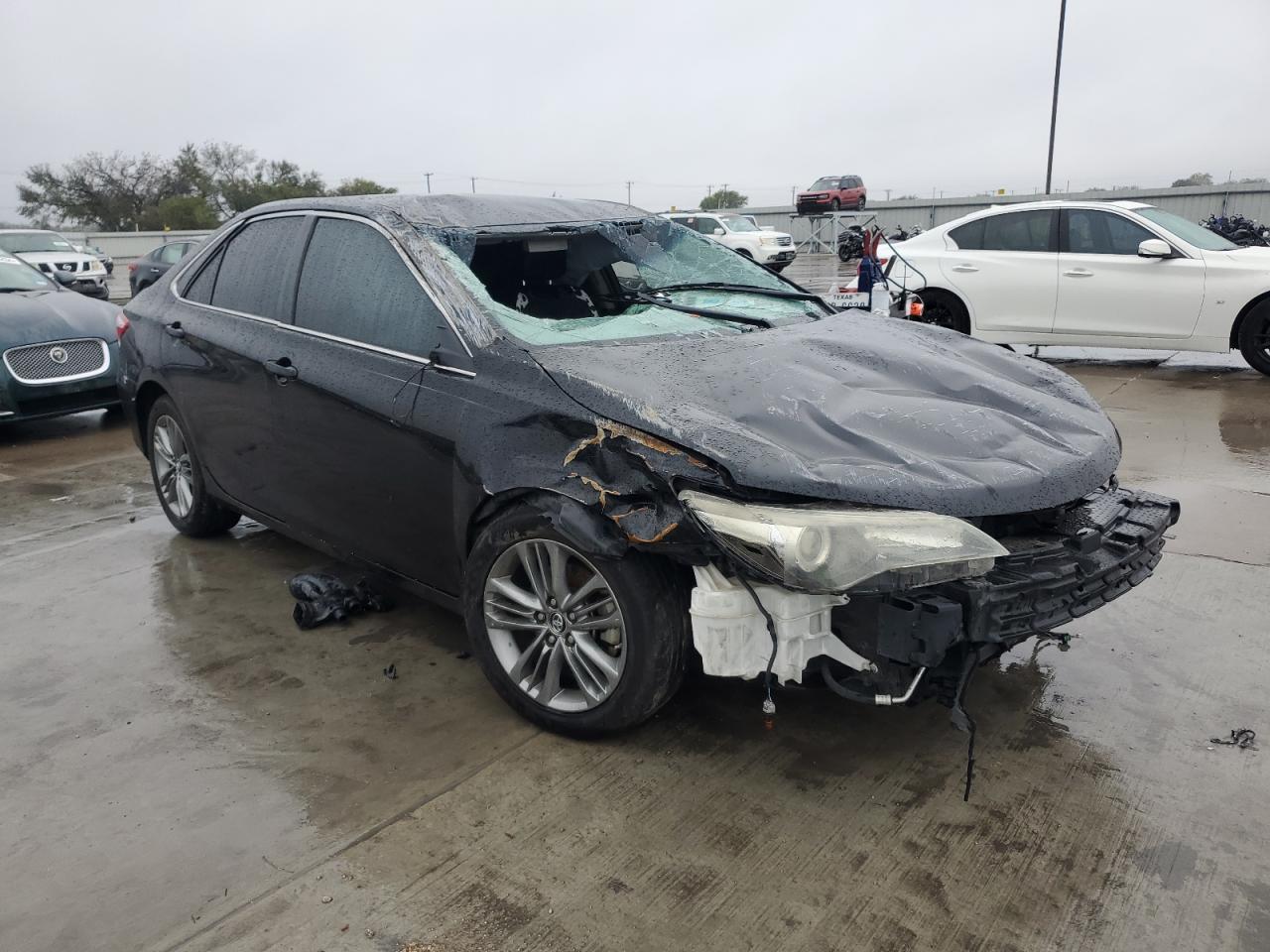 VIN 4T1BF1FK7GU164608 2016 TOYOTA CAMRY no.4