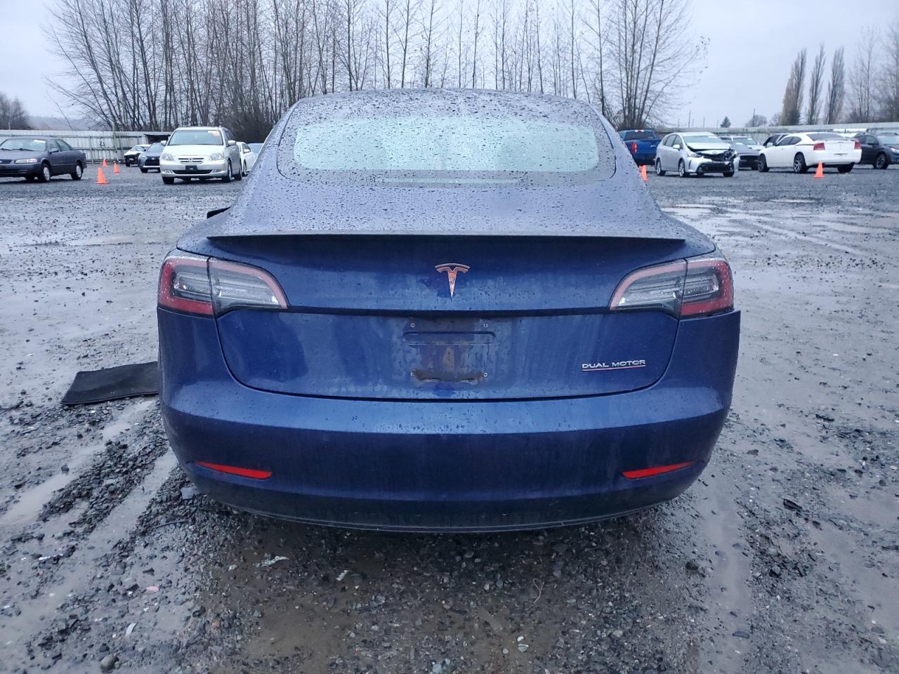 2018 Tesla Model 3 VIN: 5YJ3E1EB2JF082590 Lot: 81102864