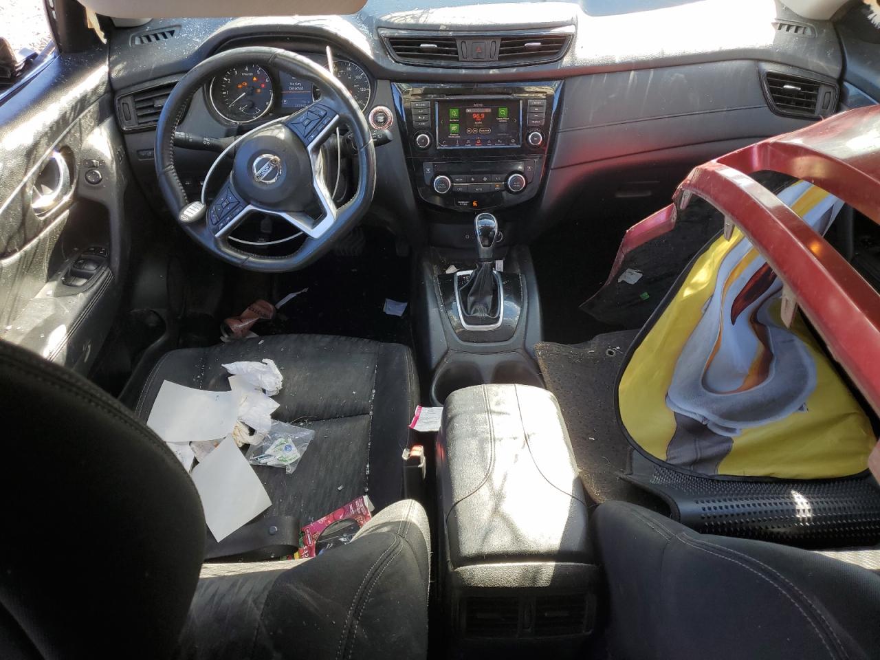2018 Nissan Rogue - Image 8