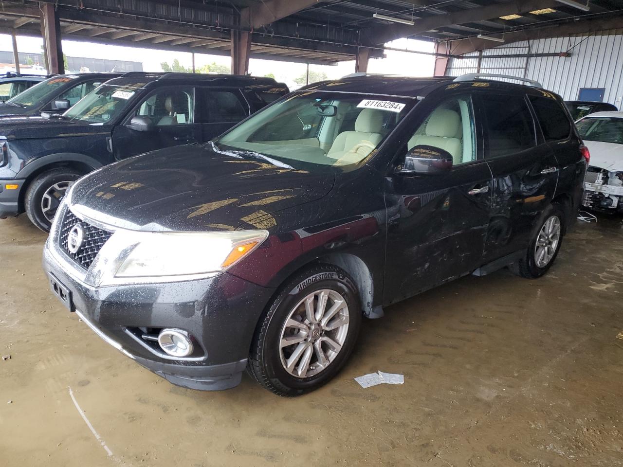 2015 Nissan Pathfinder - Image 1