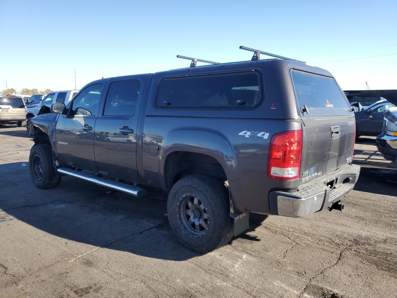 2011 GMC Sierra - Image 2