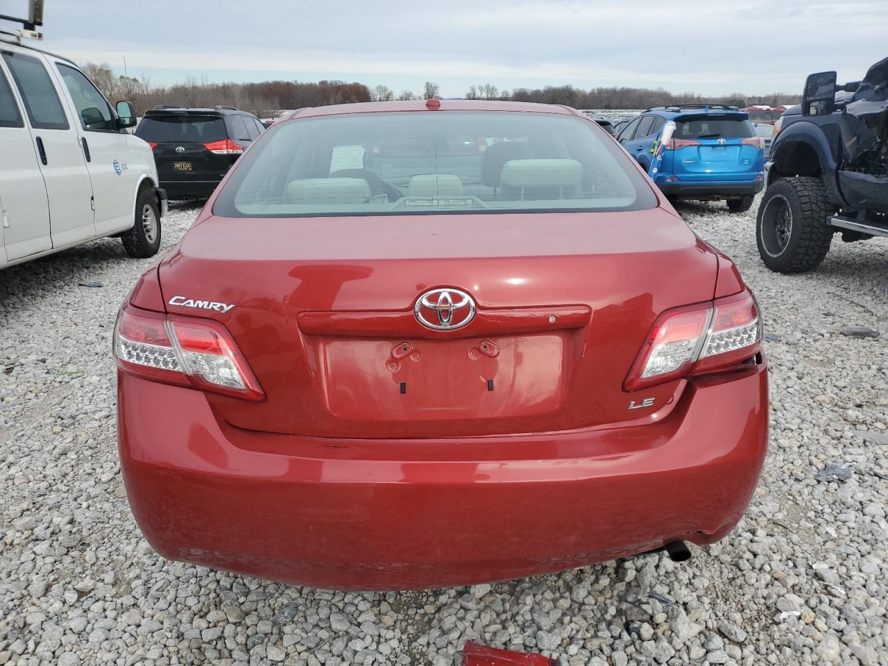 2010 Toyota Camry - Image 6