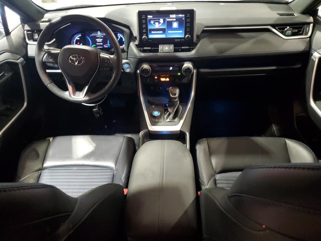 2019 Toyota RAV 4 - Image 8