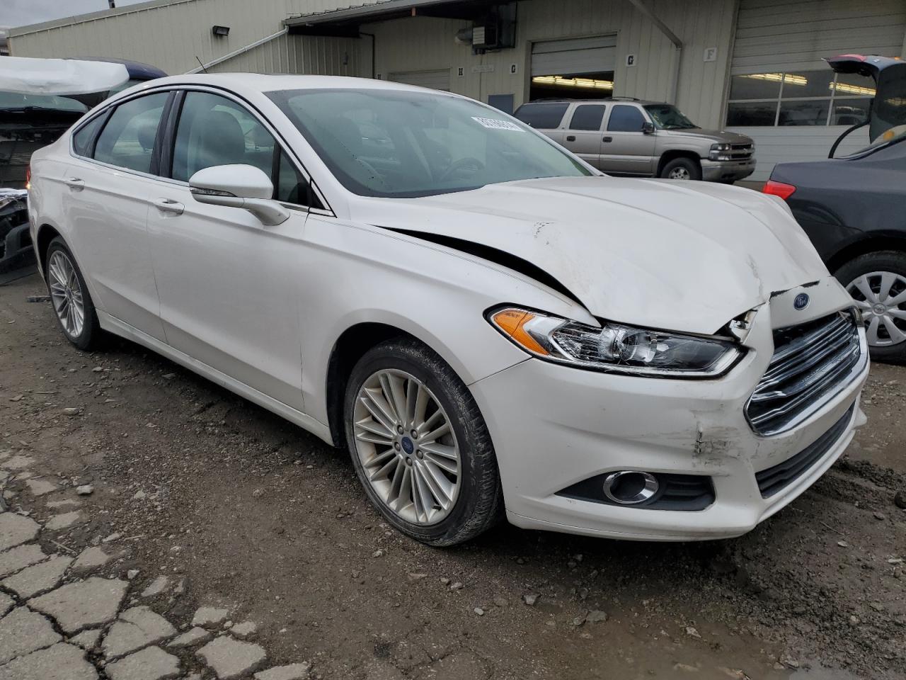 2016 Ford Fusion - Image 4