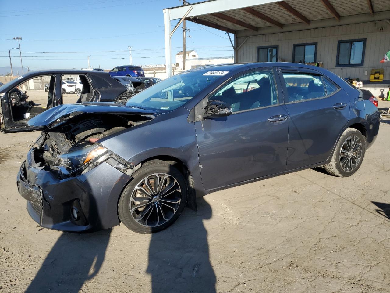 VIN 5YFBURHE2GP566680 2016 TOYOTA COROLLA no.1