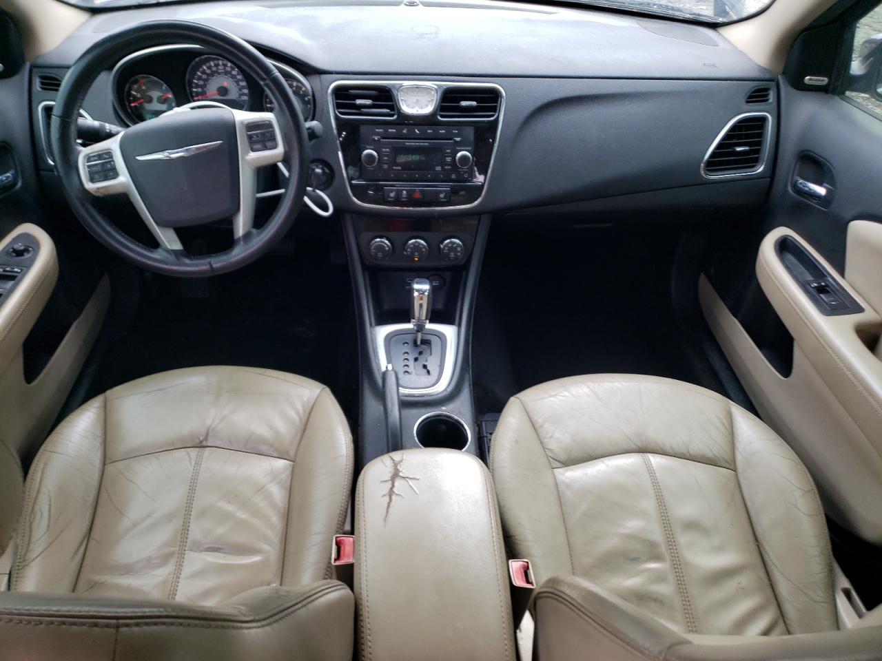 2013 Chrysler 200 - Image 8