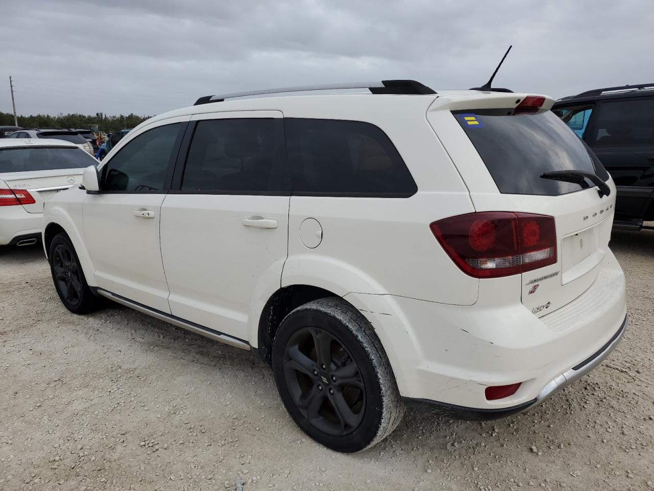 2018 Dodge Journey - Image 2